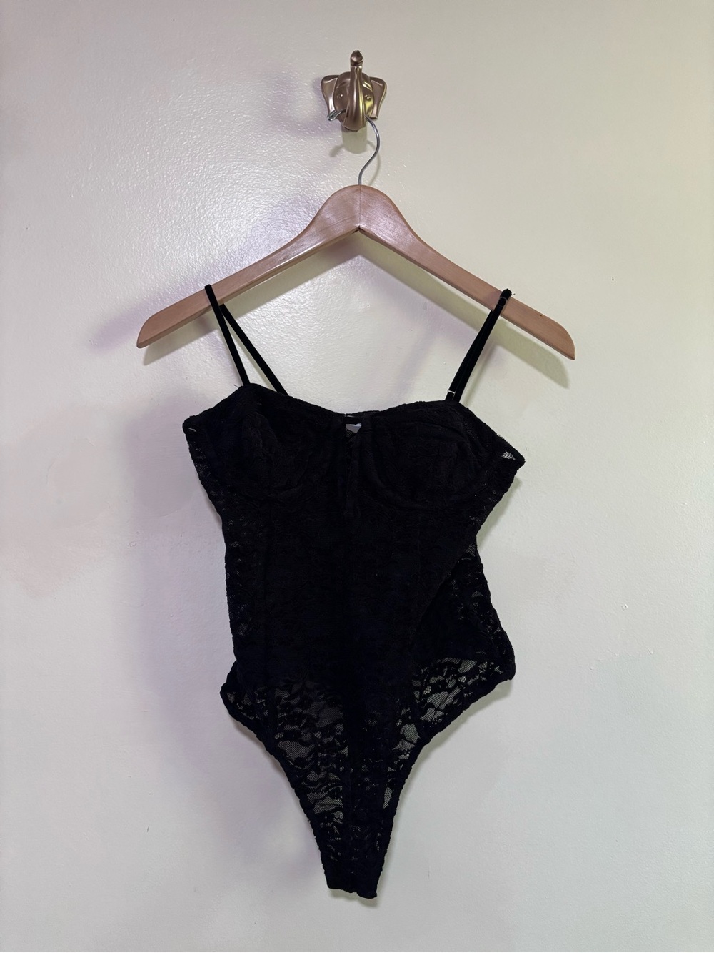 ASTR The Label Black Lace Thong Bodysuit‎ size NWOT XS